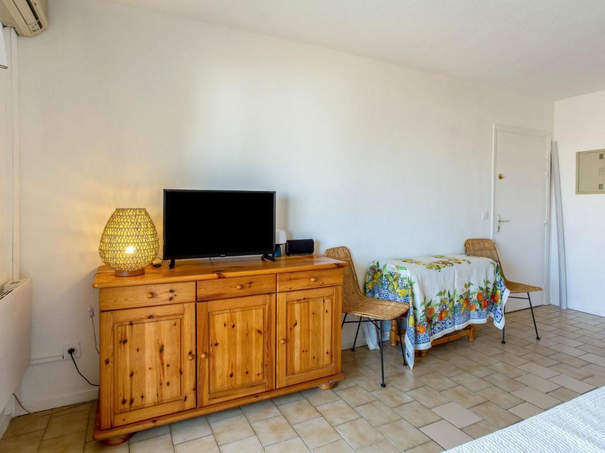 Apartment Saint James-13 By Interhome Le Lavandou Exterior foto